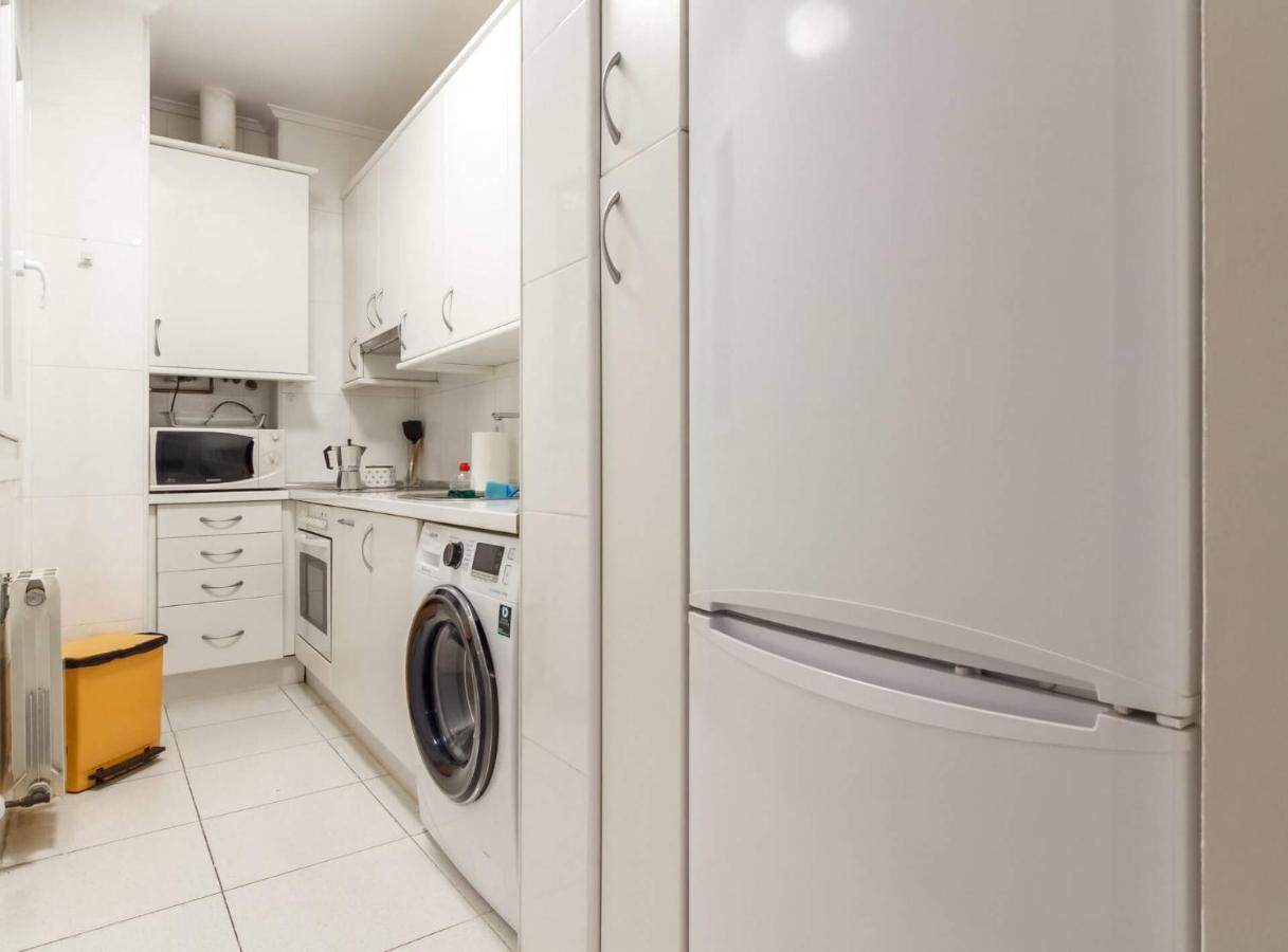 Vivienda Turistica De Prestancia Junto A La Ria De Nervion Bilbao Ngoại thất bức ảnh
